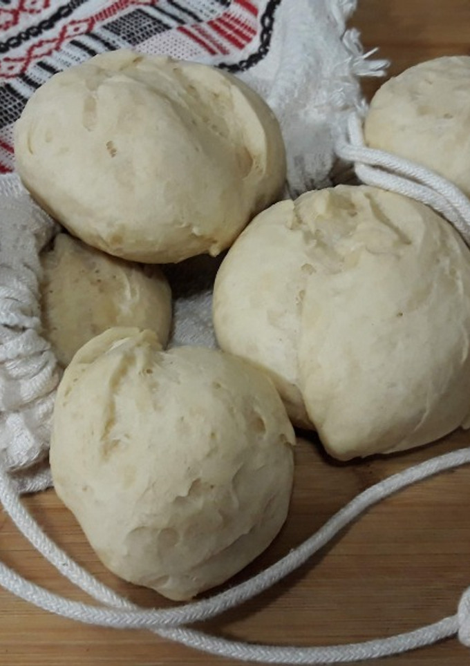 Una foto de Bollitos de pan con queso cremoso Tm5