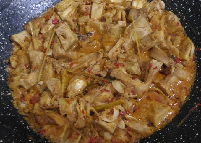 Ternyata begini lho! Resep  membuat Gulai Nangka Ayam Praktis  lezat