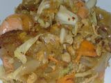 ผัดซีอิ๊วเส้นใหญ่ใส่กุ้ง | Stir-fried Rice Noodles with Soy Sauce and shrimps