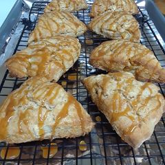 A picture of Caramel Apple Scones.