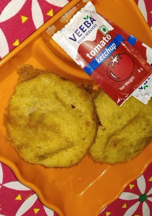 A picture of Aloo chop.