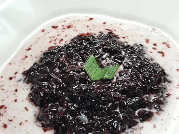 Langkah Mudah untuk Membikin Resep Bubur Ketan Hitam yang Uenak Anti Ribet, Lezat Sekali