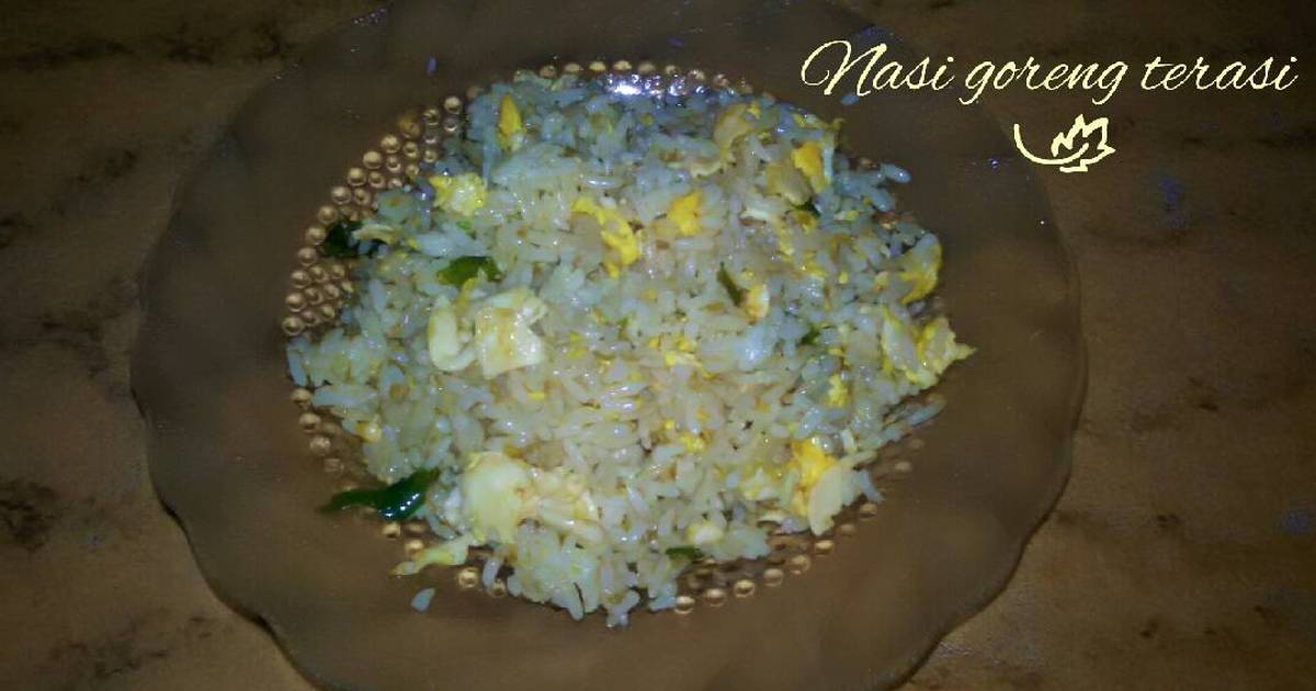 Resep Nasi goreng terasi oleh irmarahma - Cookpad