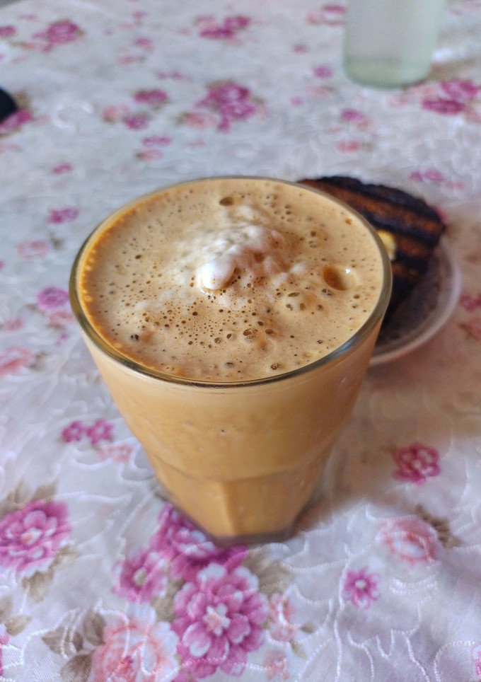 Una foto de Frappé de café con dulce de leche 🤤