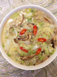 簡單的魚翅頭滷白菜 的食譜成品照片