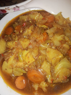 A picture of Chicken Vegetables soup.