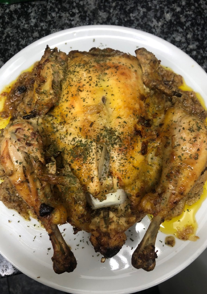 Una foto de 103. Pollo al limón (principal carne)