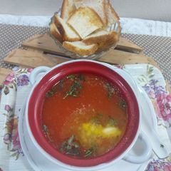 A picture of Carrot tomato beetroot soup.