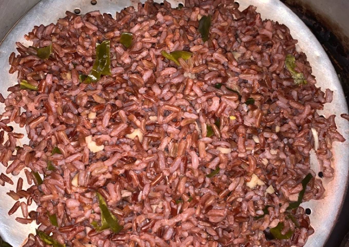 Nasi merah daun jeruk