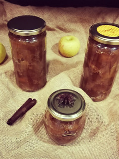Una foto de Mermelada de manzana aromática