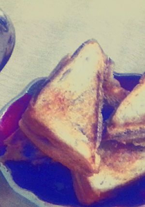 A picture of Paneer toasty sandwich.