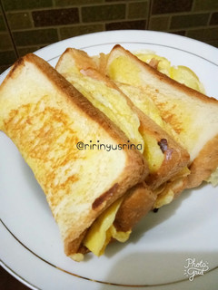 Foto resep Roti Bakar Telur Sosis