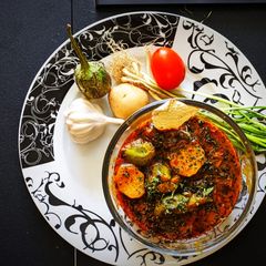 A picture of Stuff brinjal with potatoes.