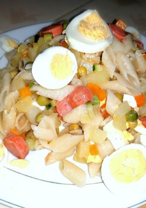 Una foto de Ensalada 🥗 de pasta SIN MAYONESA