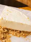 Tarta de mousse de limón