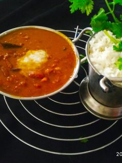राजमा चावल (rajma chawal recipe in Hindi) रेसिपी मुख्य फोटो