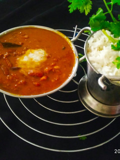 राजमा चावल (rajma chawal recipe in Hindi) रेसिपी मुख्य फोटो