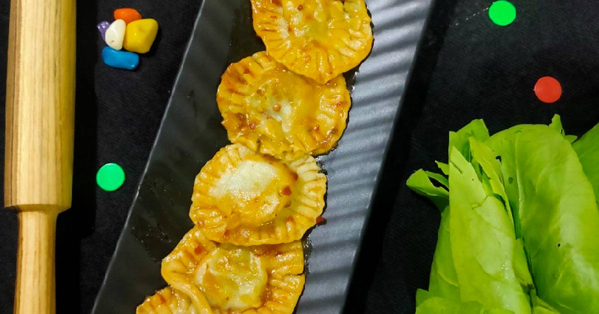 SpinachCottage cheese Schezwan Ravioli (eggless) Recipe by Piyus