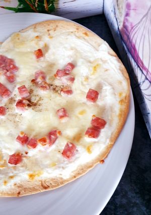 Une photo de Pizza 🍕 wrap au jambon