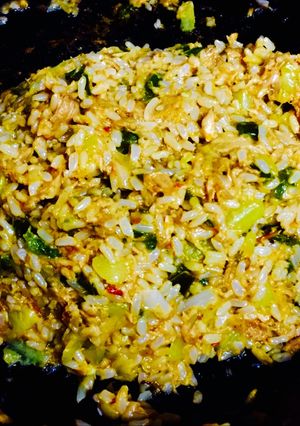 Una foto de Risotto de atún y verduras 