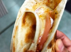 Gambar Tortilla Wrap Malas ala Hot n Roll