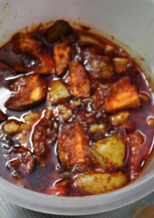 A picture of Tangy Mango Pickle.
