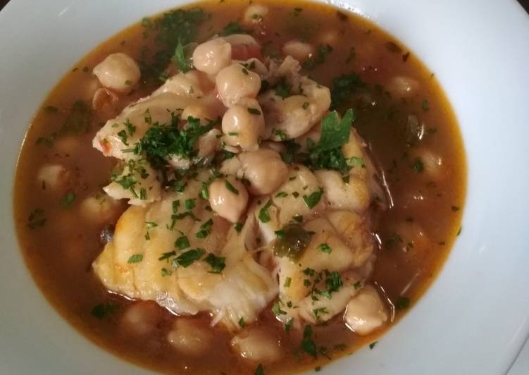 Rape con garbanzos