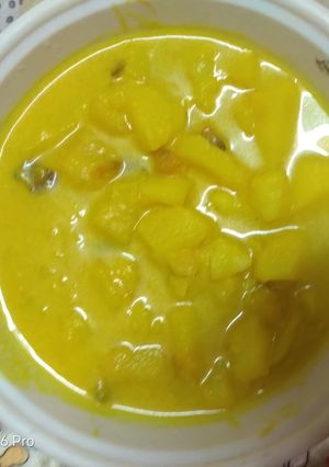 A picture of Yellow coconut potatoes#jikonichallenge.