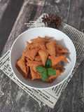 Keripik Pangsit Bumbu Tabur