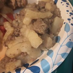 A picture of Bison/Buffalo Potatoes and Onion.