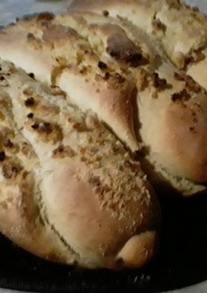 Una foto de Pan dulce relleno de dulce de batata