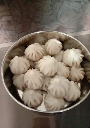 A picture of Ukadiche Modak.