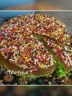 Foto resep Bolu pandan pelangi~rice cooker