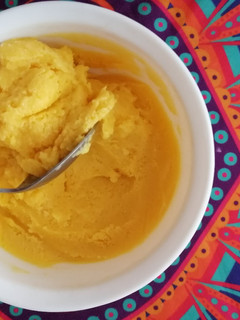 Una foto de Nieve de mango 🥭🍨