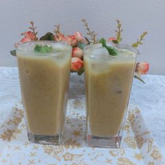 A picture of Muskmelan and dates nuts shake/ vary healthy and yammy drink.