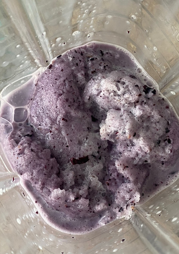 Una foto de Frappé de moras🫐