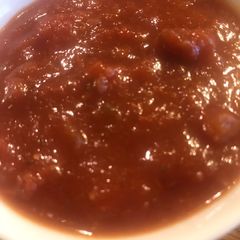 A picture of Red Sauce with Wine.