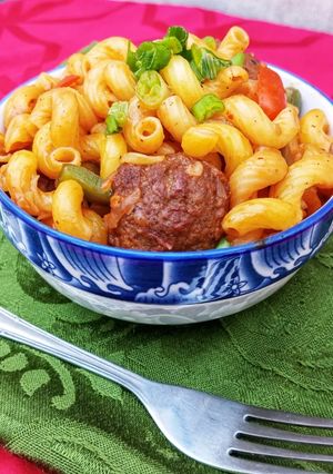 A picture of Cavatappi (twisted) Pasta With Meatballs 🍜🍝😋.
