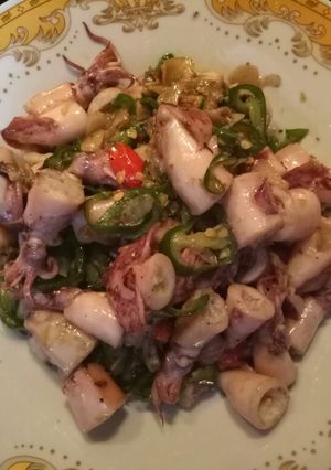 Foto resep Tumis Cumi Asin Cabai Hijau