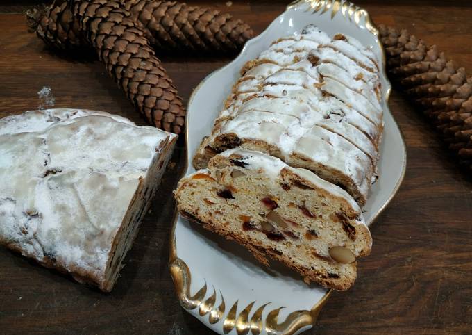 Різдвяний штолен