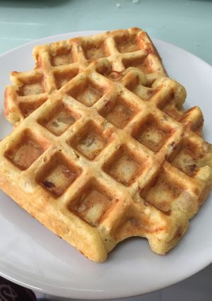 Una foto de Gofres de verduras y jamón serrano (waffles)