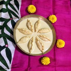 A picture of Dudh Puli Pitha.