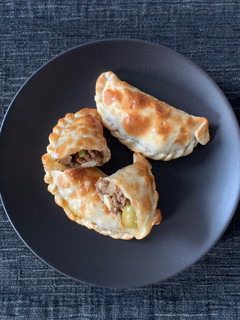 A picture of Beef Baked Empanadas.