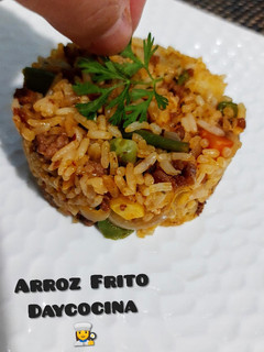 Una foto de Arroz Frito 👩‍🍳