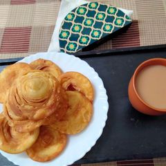 Lachcha aloo Mathri A picture of Lachcha aloo Mathri.