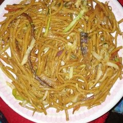 A picture of Noodles.