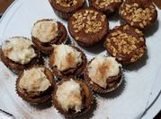 A picture of raisin cupcakes