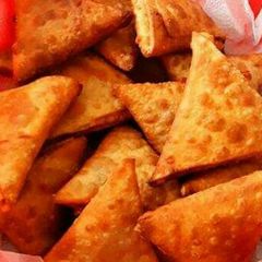 A picture of Beef samosa.