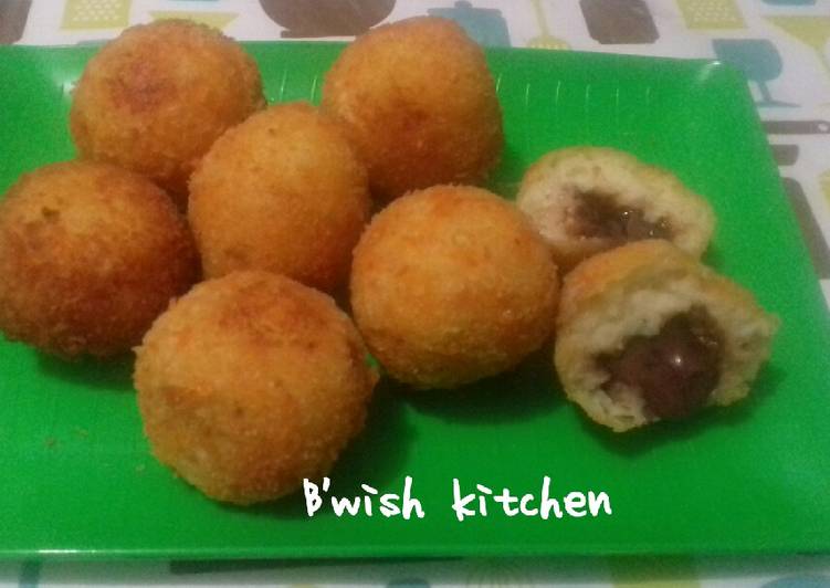 Resep Bola-bola kentang keju coklat lumer Anti Gagal