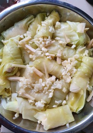 A picture of Wrapped Cabbage with Chicken.